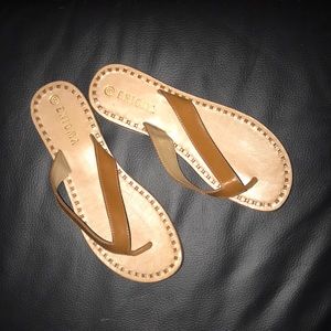 Women sandals